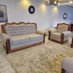 Plain Antique